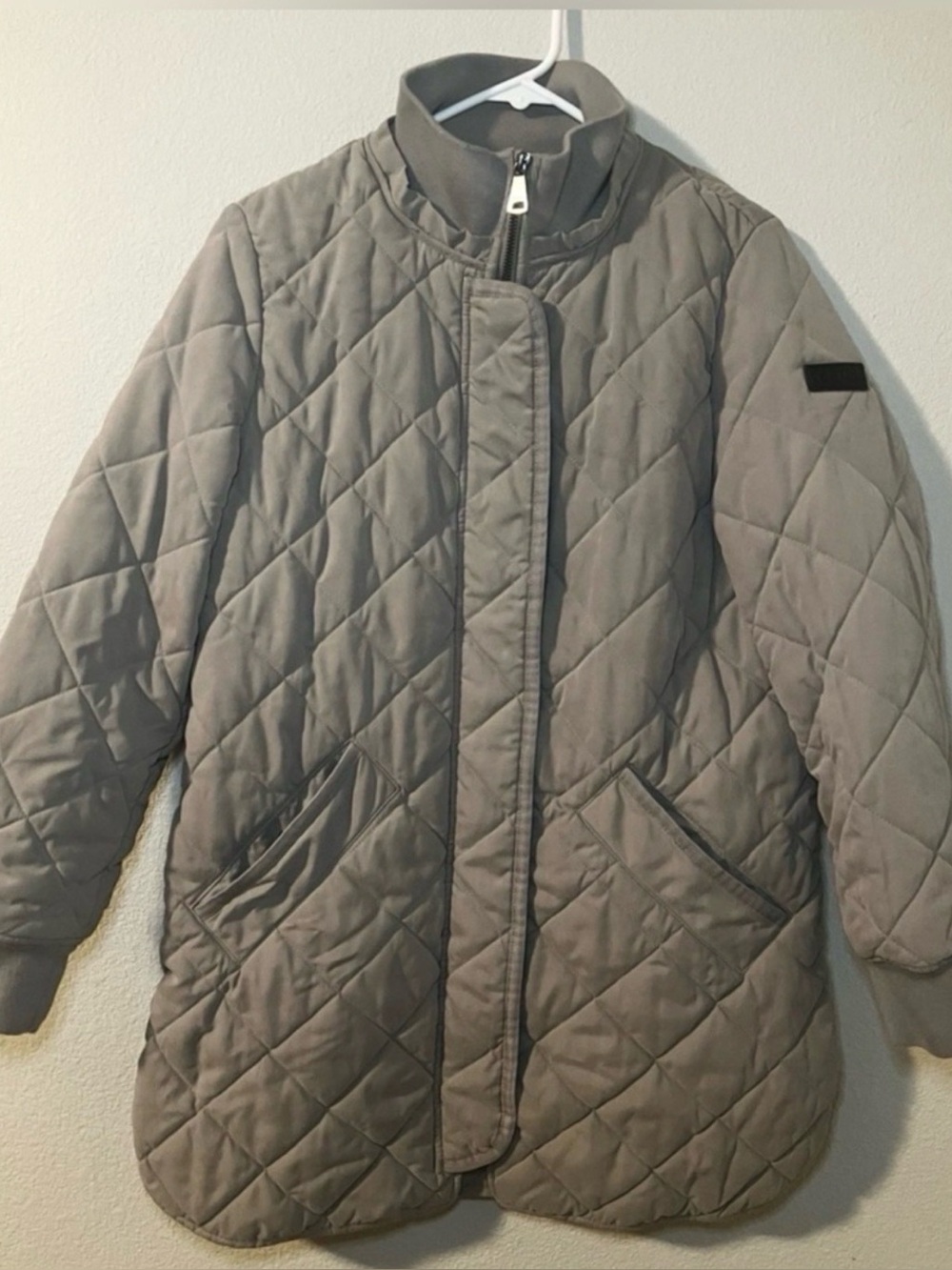 DKNY Women’s Hooded Quilted Jacket   Size  S Thistle
